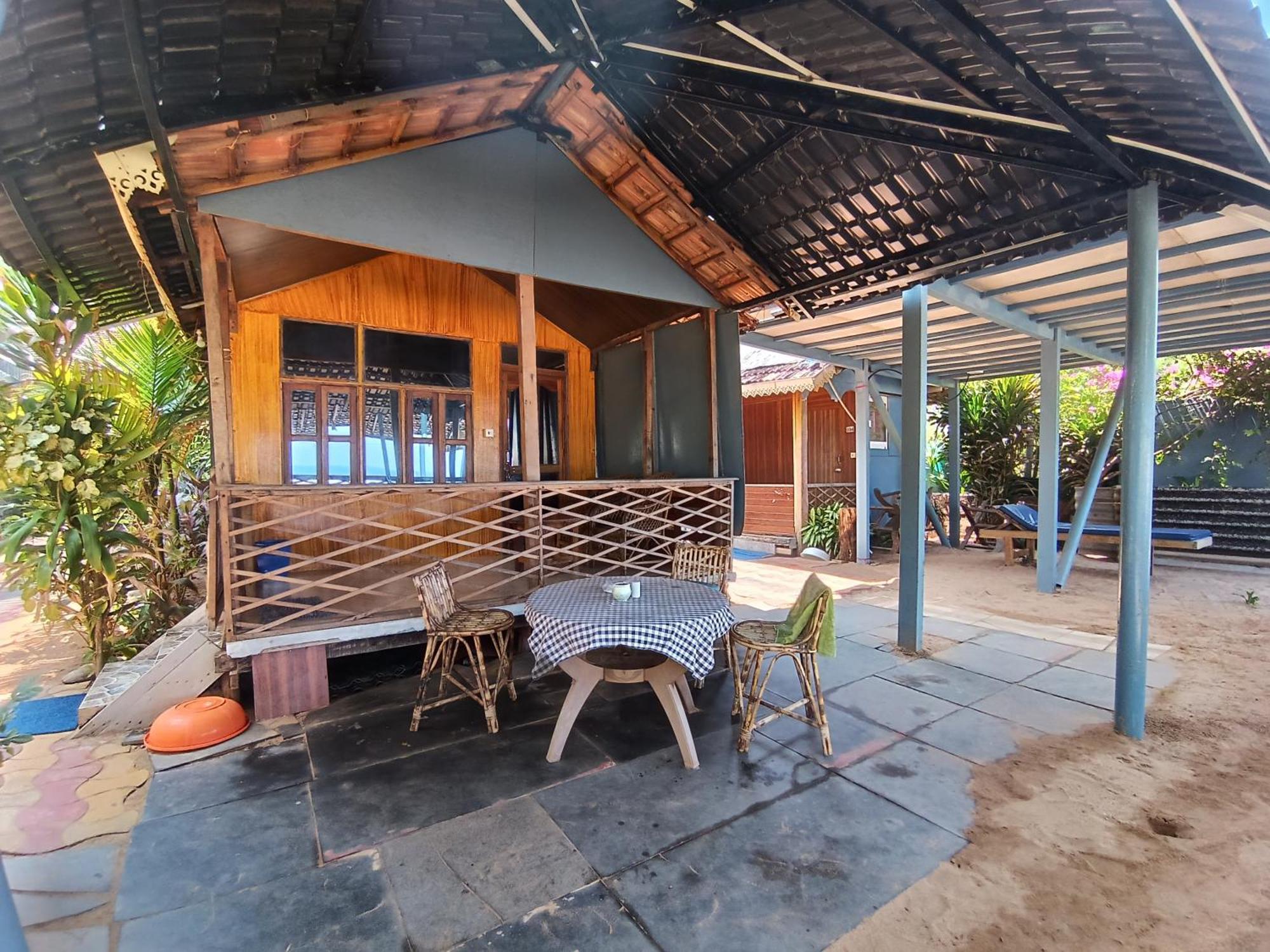 Hotel Monsoon à Agonda Extérieur photo